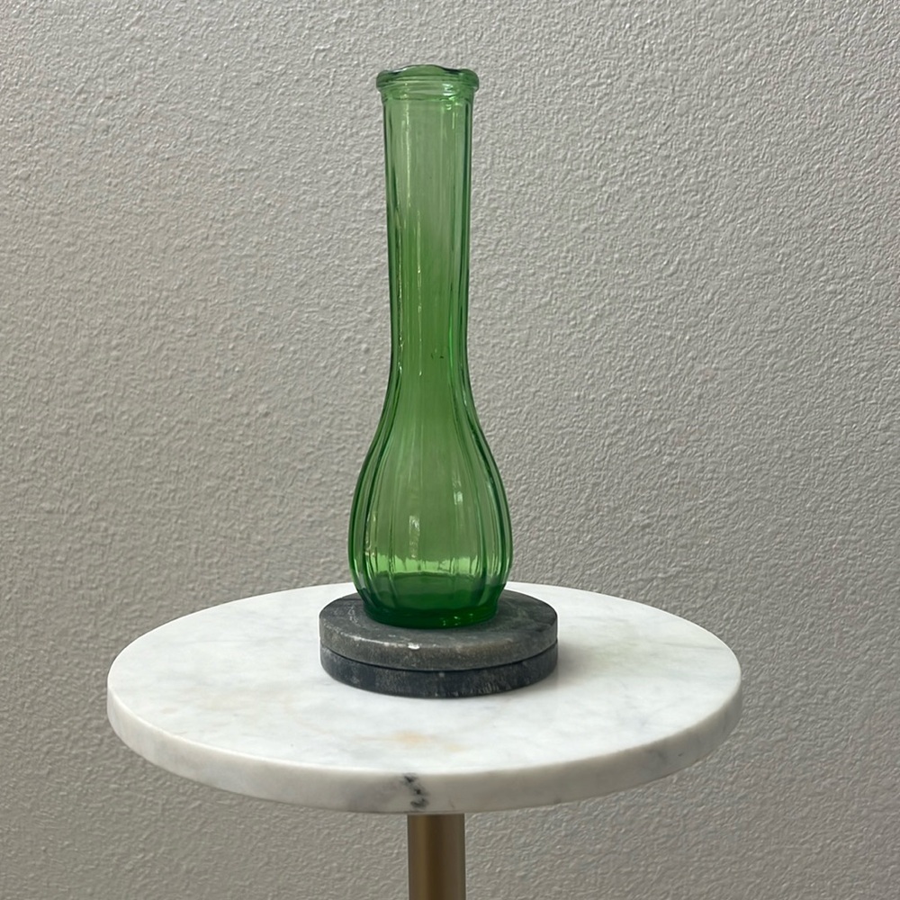 CFG green bud vase